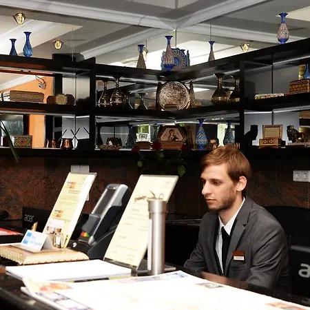 The Aga's 3* Берлин