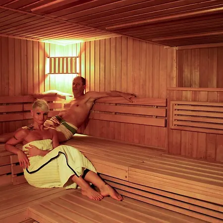 Отель The Aga's 3*