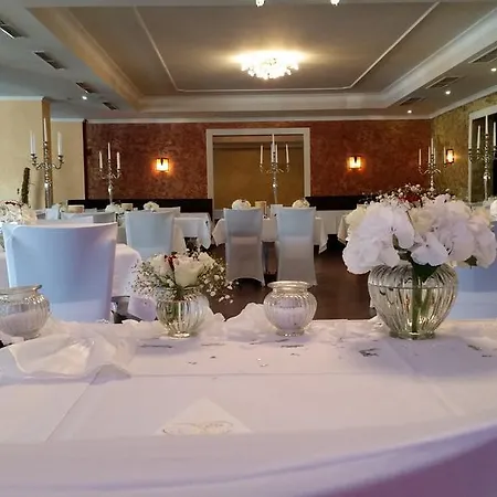 The Aga's 3* Берлин