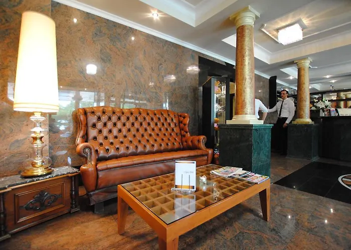 The Aga's برلين