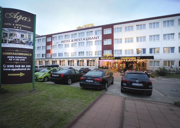 The Aga's برلين